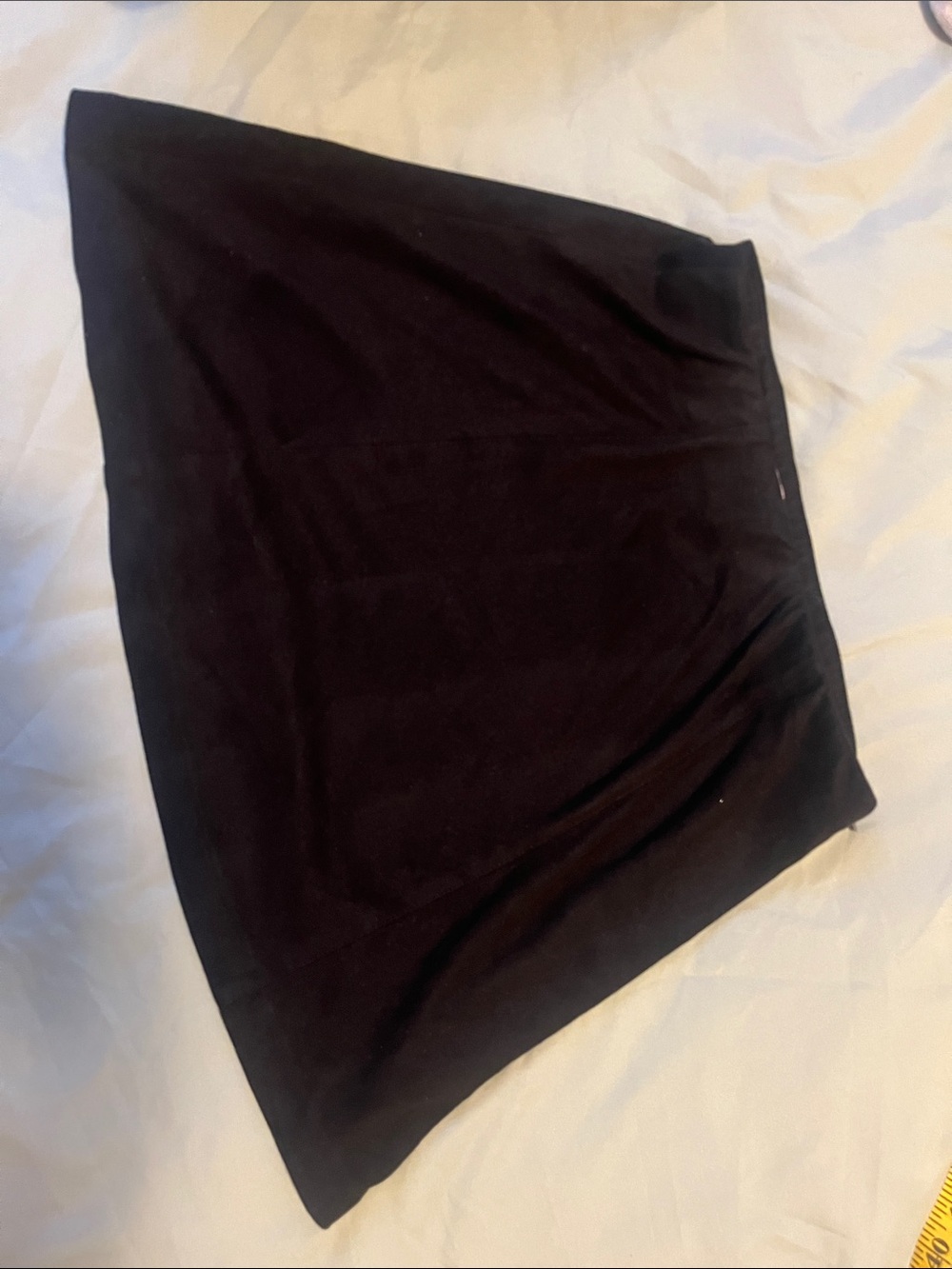 Black Women’s Stretch Mini Skirt